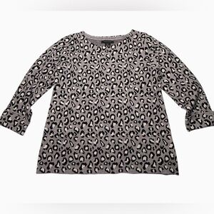 Tahari Black and Gray Leopard Print Sweater Size Medium